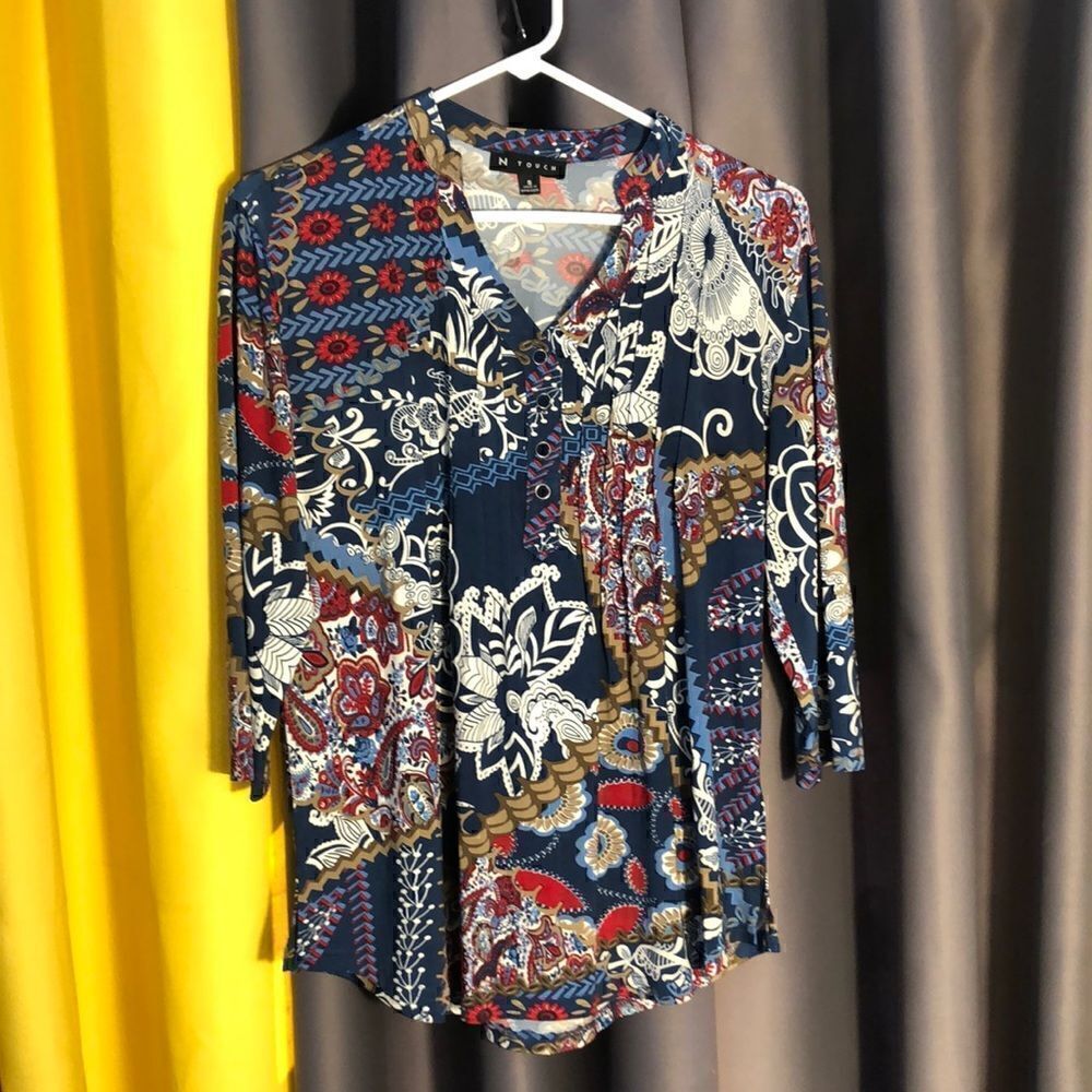 N Touch Pleated Knit Top size small NWOT